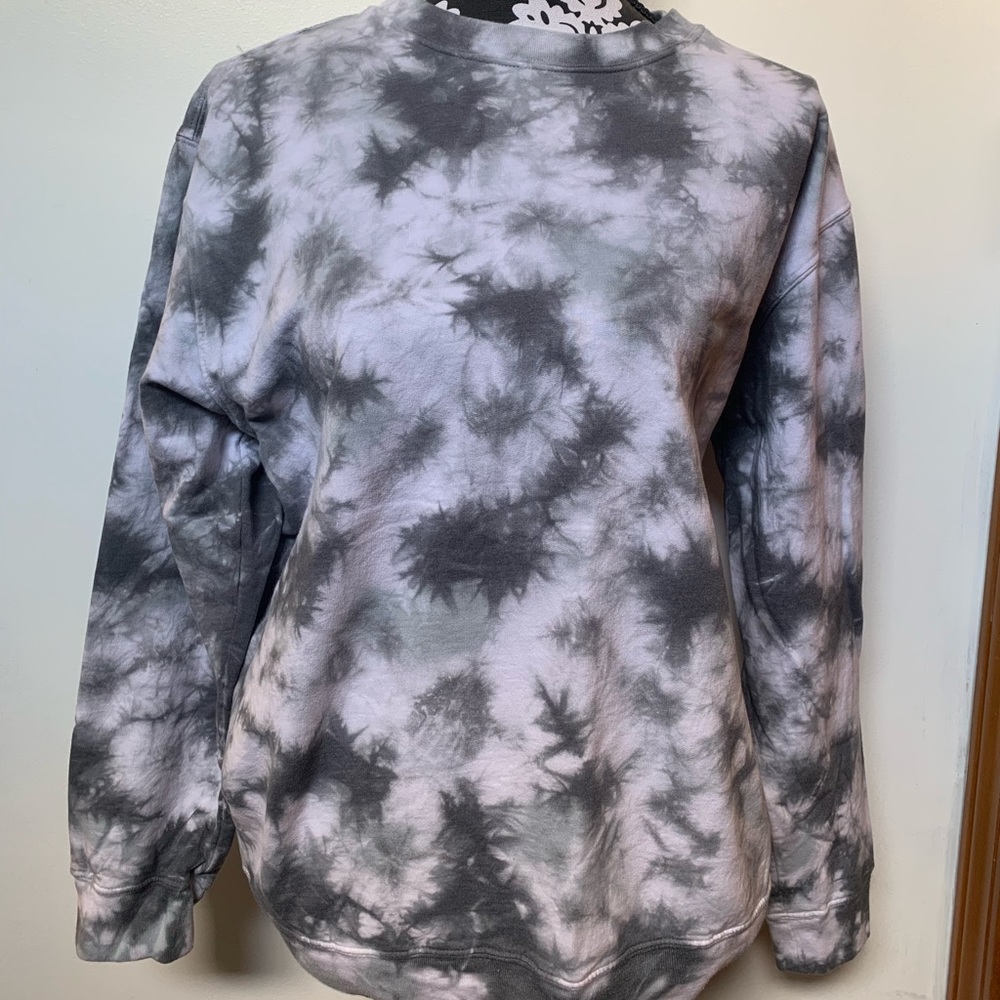 White and Gray Tie-Dye Crewneck